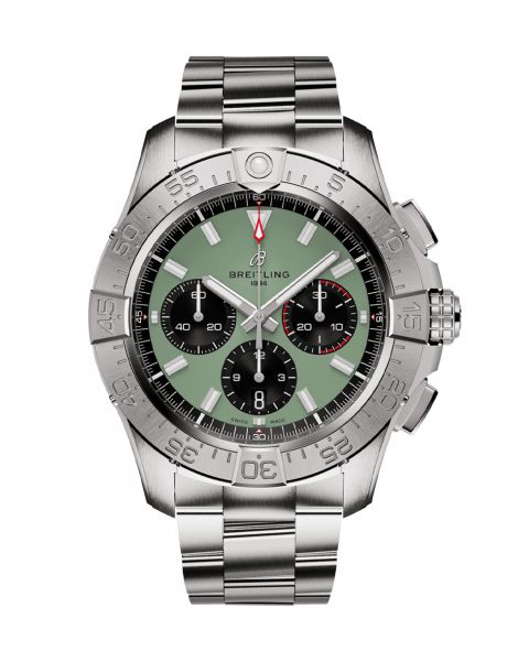BREITLING AVENGER Watch